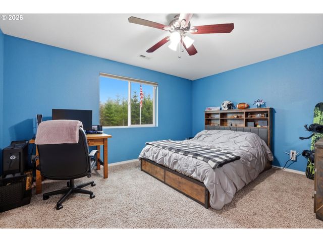 46725 Se GEORGE Rd, Estacada, OR 97023
