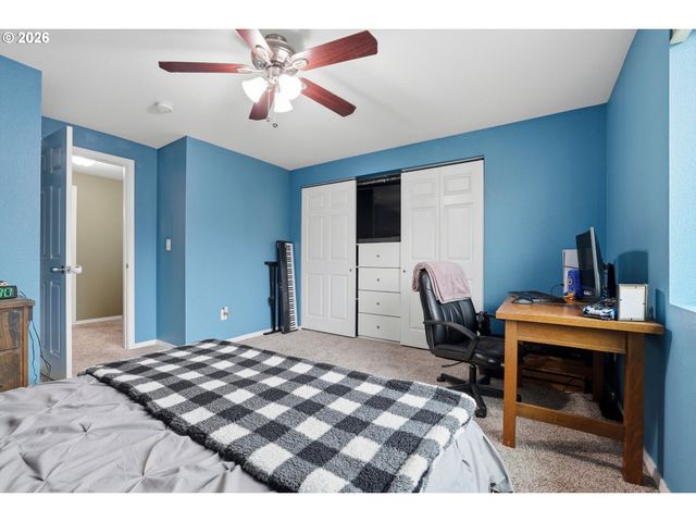 46725 Se GEORGE Rd, Estacada, OR 97023