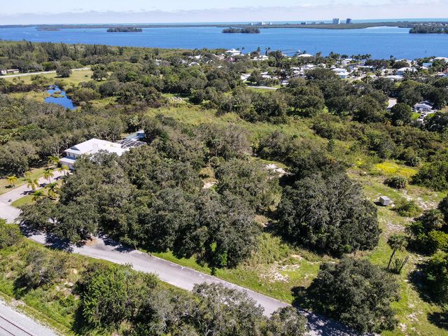 4112 Mariner Oaks Way, Fort Pierce, FL 34946