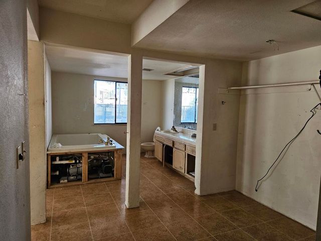 65650 10th Street, Desert Hot Springs, CA 92240