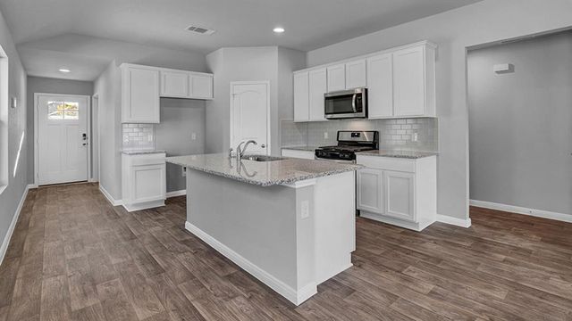 10509 Red Thistle Drive, Oklahoma City, OK 73114