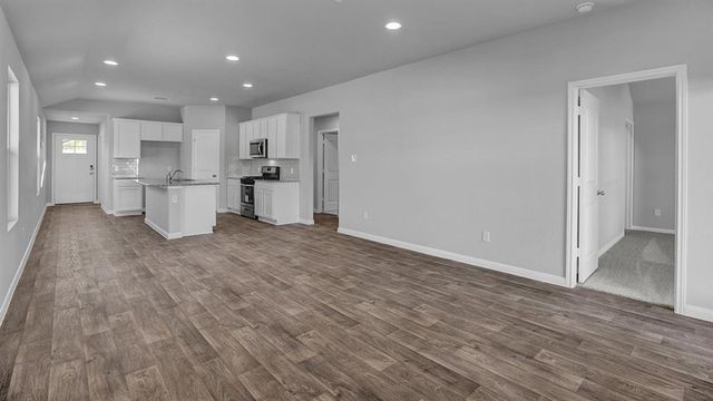 10509 Red Thistle Drive, Oklahoma City, OK 73114