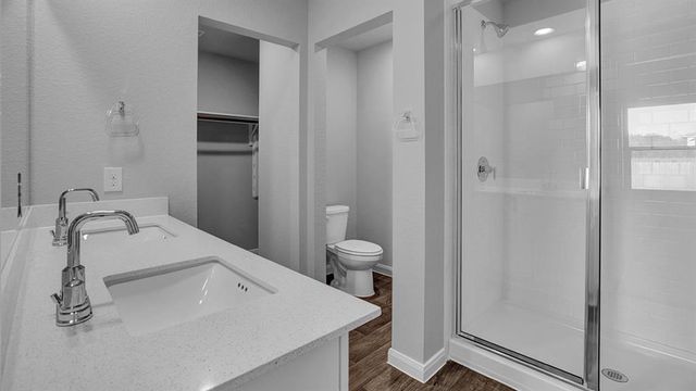 10509 Red Thistle Drive, Oklahoma City, OK 73114