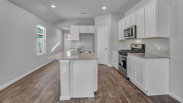 10509 Red Thistle Drive, Oklahoma City, OK 73114