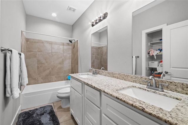 602 Ashley Circle, Cave Springs, AR 72718