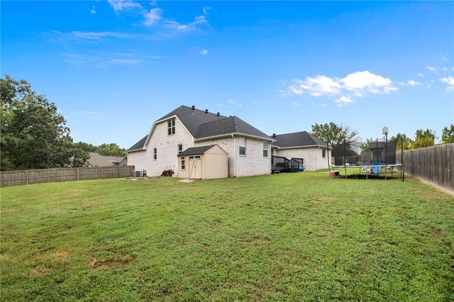 602 Ashley Circle, Cave Springs, AR 72718