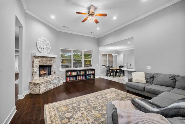 602 Ashley Circle, Cave Springs, AR 72718