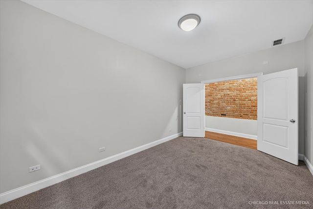 4711 N Malden Street 2S, Chicago, IL 60640