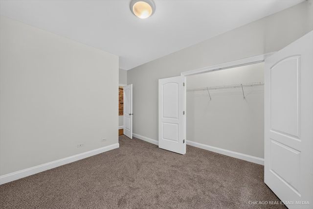 4711 N Malden Street 2S, Chicago, IL 60640