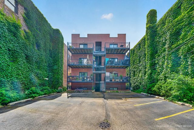 4711 N Malden Street 2S, Chicago, IL 60640