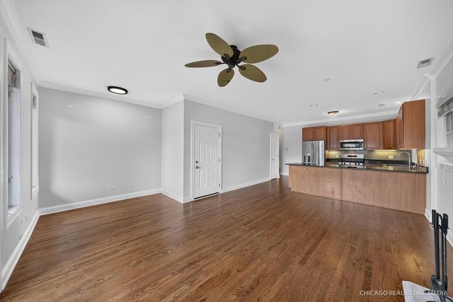 4711 N Malden Street 2S, Chicago, IL 60640