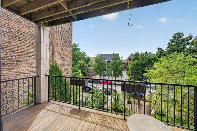 4711 N Malden Street 2S, Chicago, IL 60640