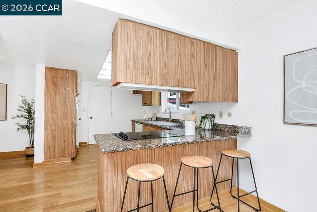 6 Windhaven Court, Pleasant Hill, CA 94523