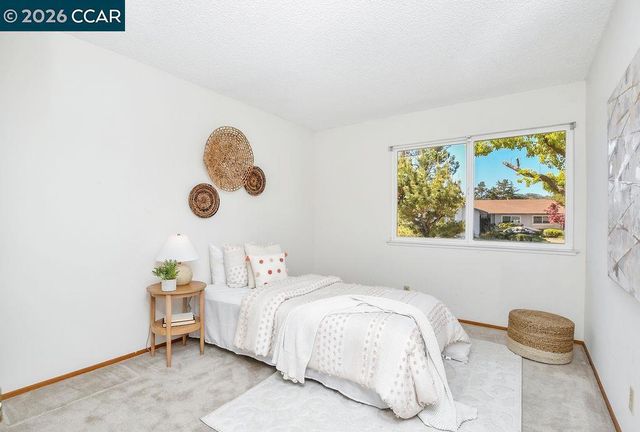 6 Windhaven Court, Pleasant Hill, CA 94523