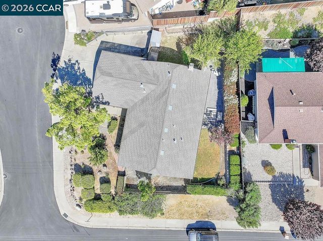 6 Windhaven Court, Pleasant Hill, CA 94523