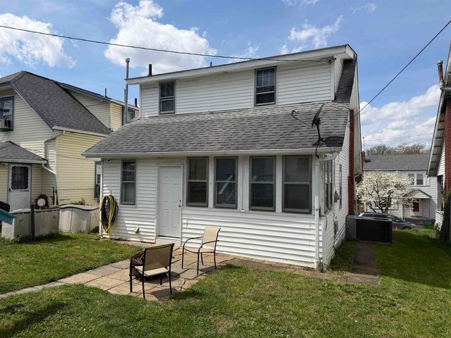 272 S Walnut Street, Huntington, WV 25705