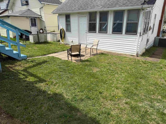 272 S Walnut Street, Huntington, WV 25705