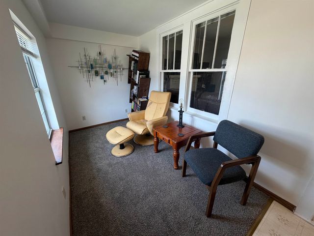 272 S Walnut Street, Huntington, WV 25705