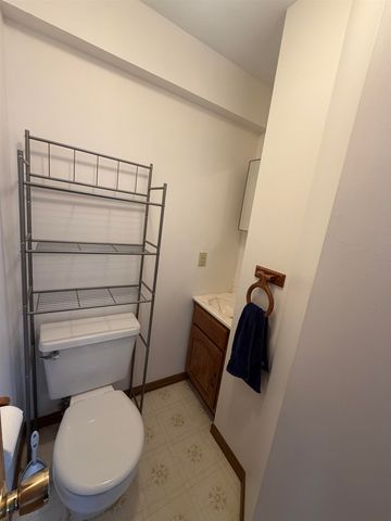 272 S Walnut Street, Huntington, WV 25705