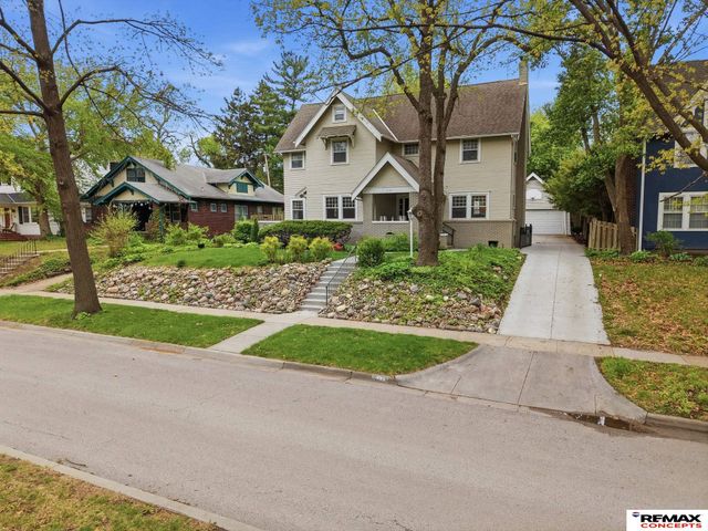 2741 Stratford Avenue, Lincoln, NE 68502
