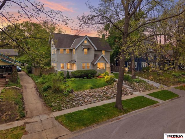 2741 Stratford Avenue, Lincoln, NE 68502