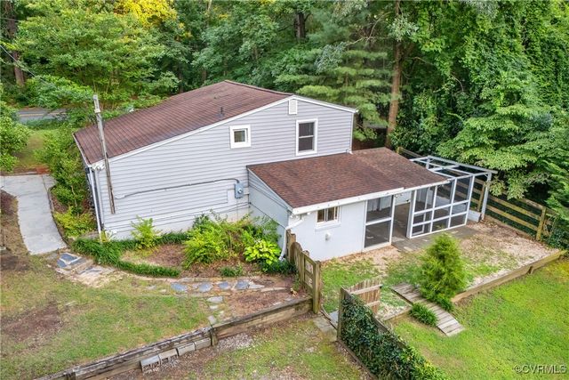 8253 Bell Creek Rd, Mechanicsville, VA 23111