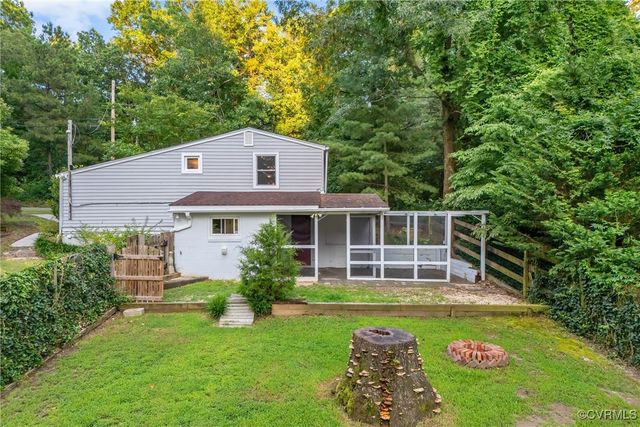 8253 Bell Creek Rd, Mechanicsville, VA 23111