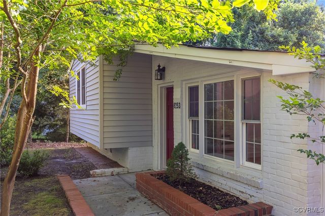 8253 Bell Creek Rd, Mechanicsville, VA 23111