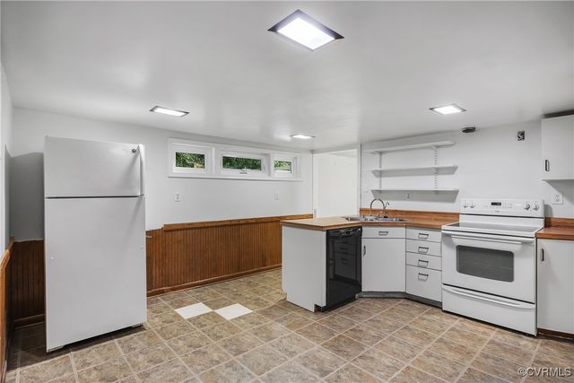 8253 Bell Creek Rd, Mechanicsville, VA 23111