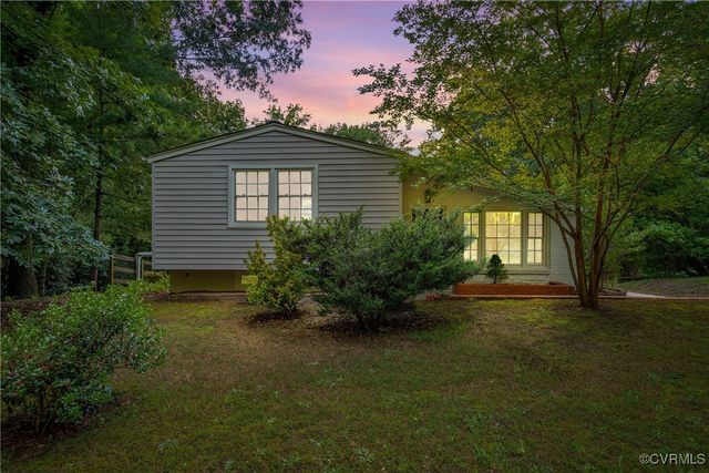 8253 Bell Creek Rd, Mechanicsville, VA 23111