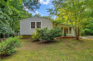 8253 Bell Creek Rd, Mechanicsville, VA 23111