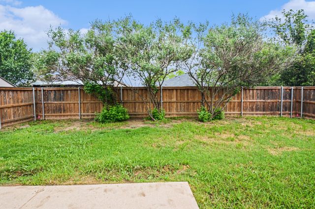505 Creekside Drive, Princeton, TX 75407
