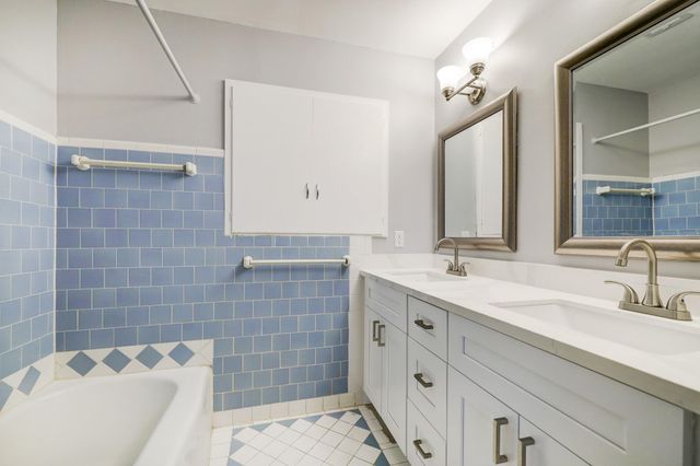 501 Wilmington Drive, Bellaire, TX 77401