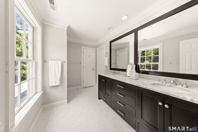 73 Foggwood Circle, Fairfield, CT 06824