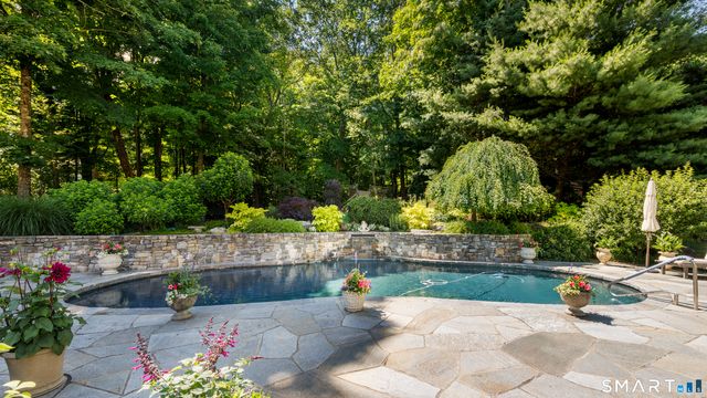 73 Foggwood Circle, Fairfield, CT 06824