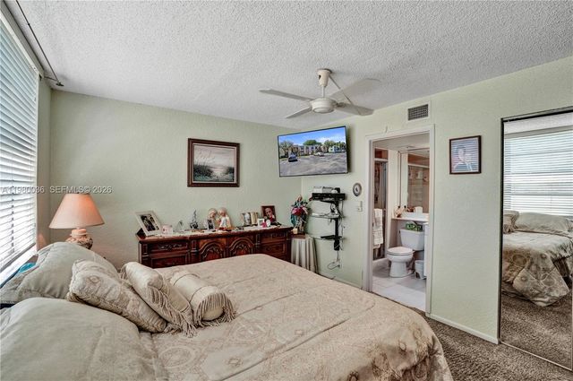 7400 NW 18th Street 204, Margate, FL 33063