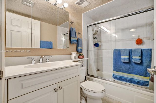 7400 NW 18th Street 204, Margate, FL 33063