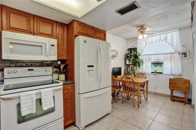 7400 NW 18th Street 204, Margate, FL 33063