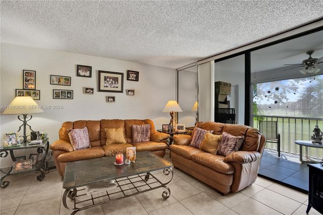 7400 NW 18th Street 204, Margate, FL 33063
