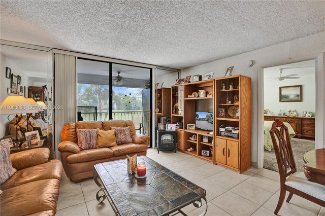 7400 NW 18th Street 204, Margate, FL 33063