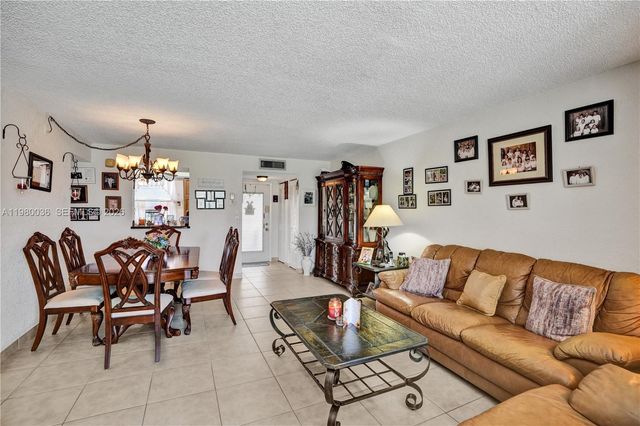 7400 NW 18th Street 204, Margate, FL 33063