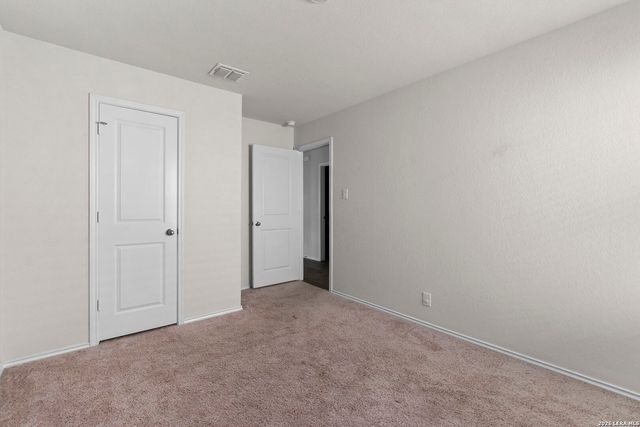 4218 Busbee Flds, St Hedwig, TX 78152