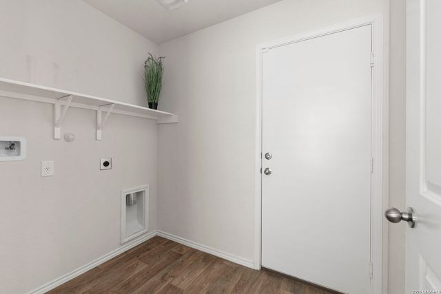 4218 Busbee Flds, St Hedwig, TX 78152