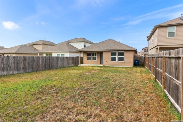 4218 Busbee Flds, St Hedwig, TX 78152