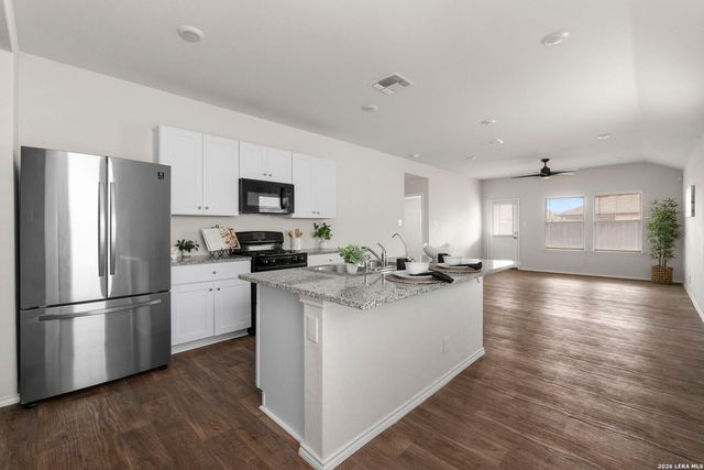 4218 Busbee Flds, St Hedwig, TX 78152