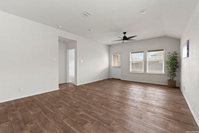 4218 Busbee Flds, St Hedwig, TX 78152