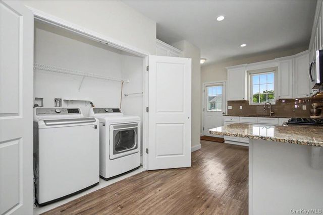 4 Alex Court, Highland, NY 12528