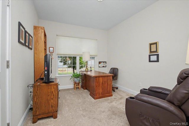 4 Alex Court, Highland, NY 12528