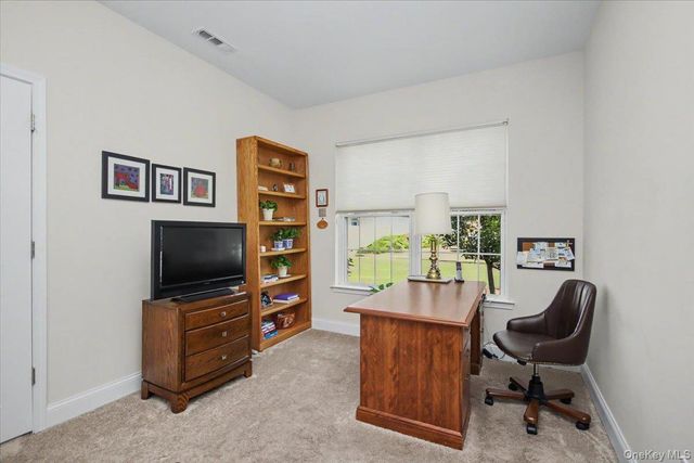 4 Alex Court, Highland, NY 12528