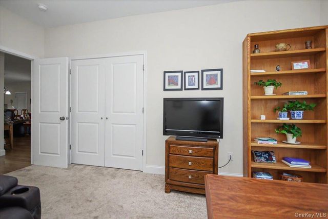 4 Alex Court, Highland, NY 12528